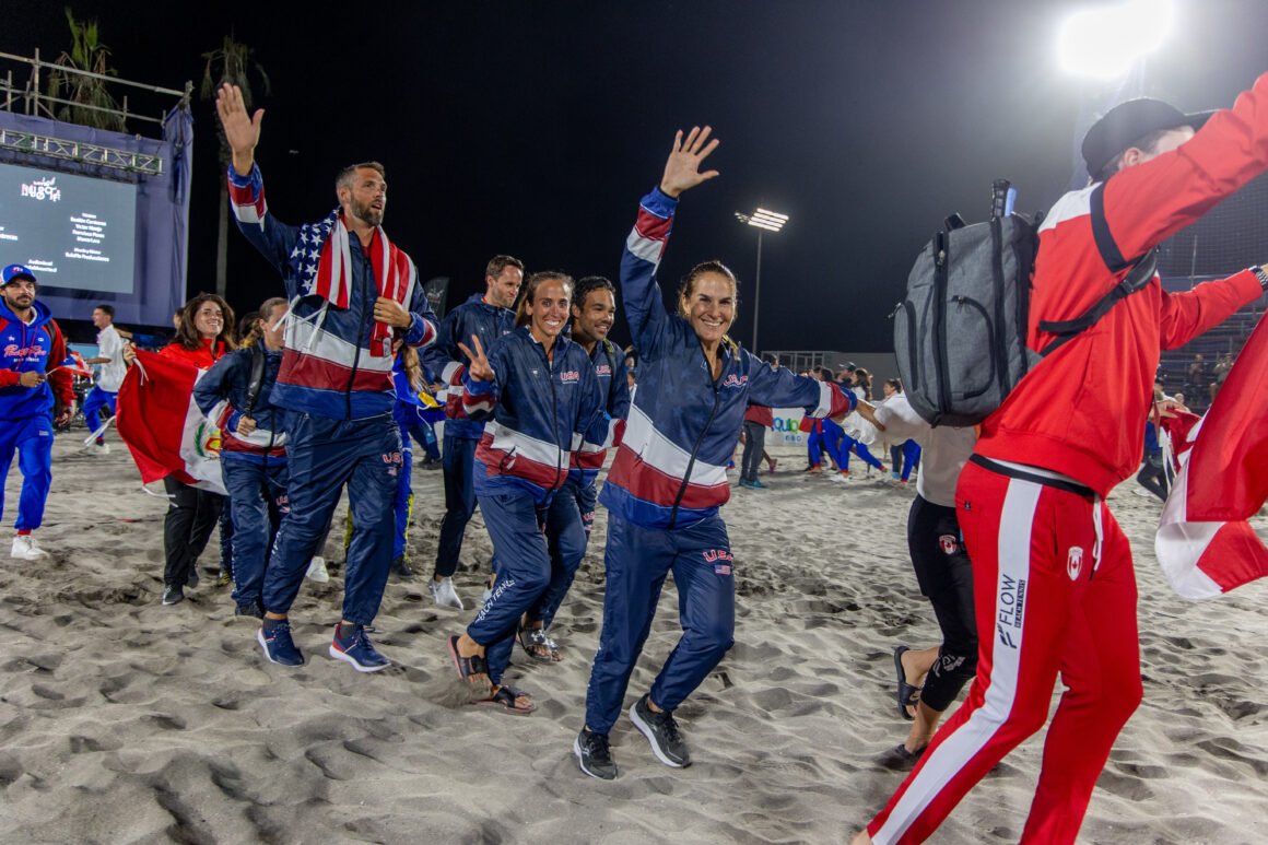 Arena Cavancha se iluminó con alegre jornada inaugural del Campeonato Panamericano de Tenis Playa 