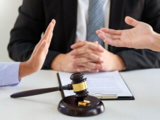 ¿Cómo puedo tramitar una mediación familiar para resolución de conflictos?