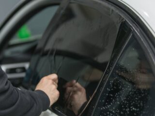 ¿Quiénes deben grabar la patente en sus vehículos?