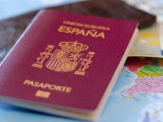 ¿Cómo obtener el pasaporte español sin vivir en Europa?