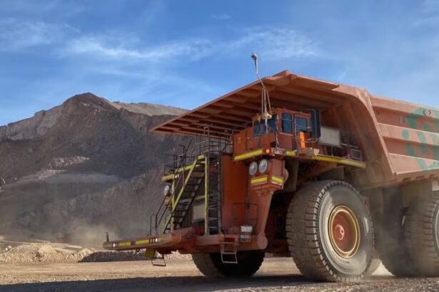 Codelco anuncia primera extracción de minerales desde Rajo Inca