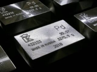 Sanciones del Reino Unido a planta rusa provocan incertidumbre en el mercado del paladio