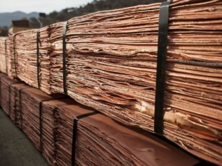 Cobre sube con fuerza, recupera los US$ 3,8 la libra y cierra en máximos desde mediados de septiembre