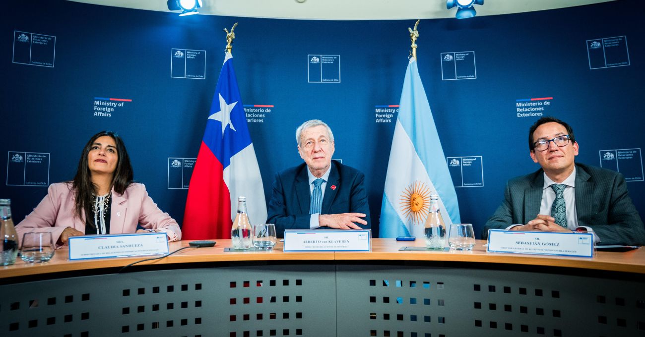 Chile y Argentina Firman Memorándum para Impulsar el Litio y Salares