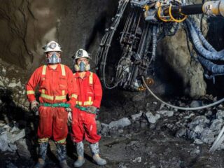 La Minería en Ecuador: Retos y Futuro Durante la Administración de Daniel Noboa