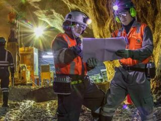 La menor extracción de plata en Perú y México frenará la producción mundial