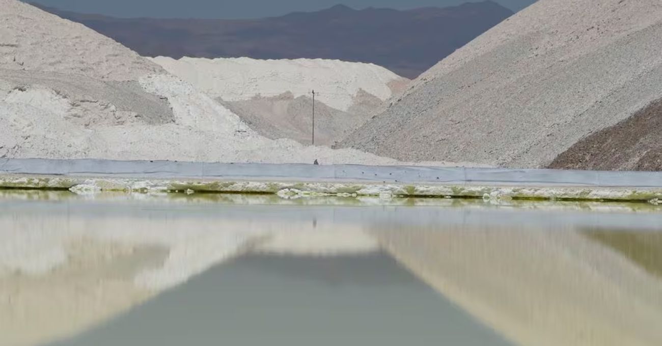 Grandes mineras piden agilizar vías para impulsar industria del litio