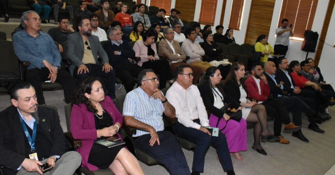 En Copiapó: Universidad de Atacama y Universidad Adolfo Ibáñez presentaron avances del Proyecto “Desarrollo de cementos verdes en base a relaves de escoria de cobre”