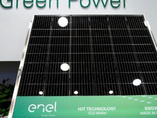 Enel de Italia Adapta su Estrategia de Renovables con el Nuevo CEO