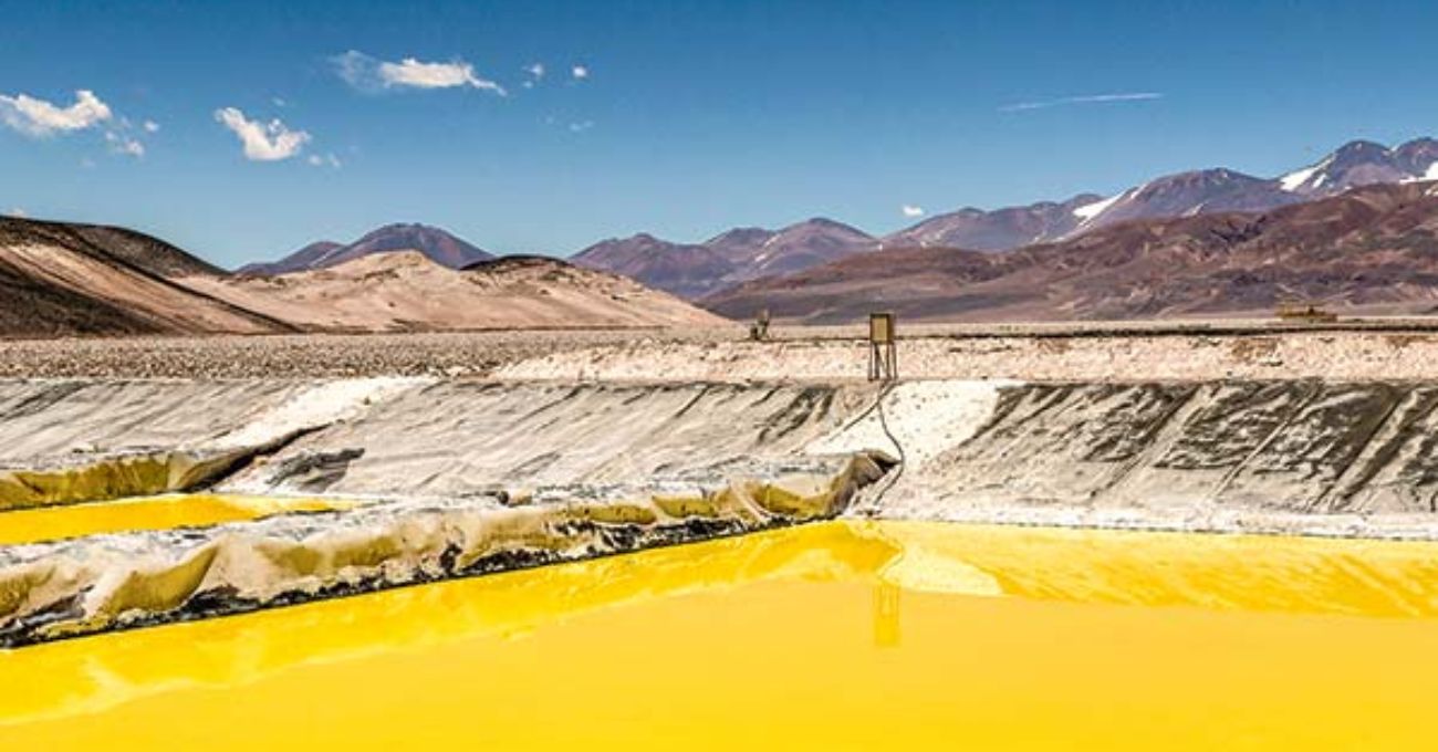 Litio de Argentina saldrá por puertos chilenos y desde ahí llegará a clientes como Tesla y BYD