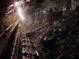 Canadá Pierde la Oportunidad en la Revolución de Minerales Críticos: Un Análisis