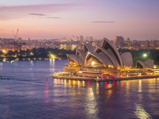 Australiana Minerals Resources incrementa su participación en Azure Minerals