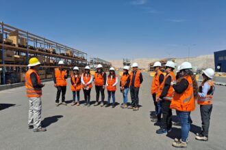Plan Sponsor de la Educación: Estudiantes del CFT Calama visitaron la Bodega de División Chuquicamata 