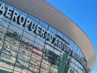 Dirección de Aeropuertos ofrece trabajos con sueldos que superan $1.600.000