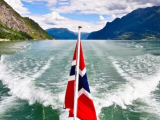 Noruega aprueba la minería en el océano Ártico para diversificar su economía