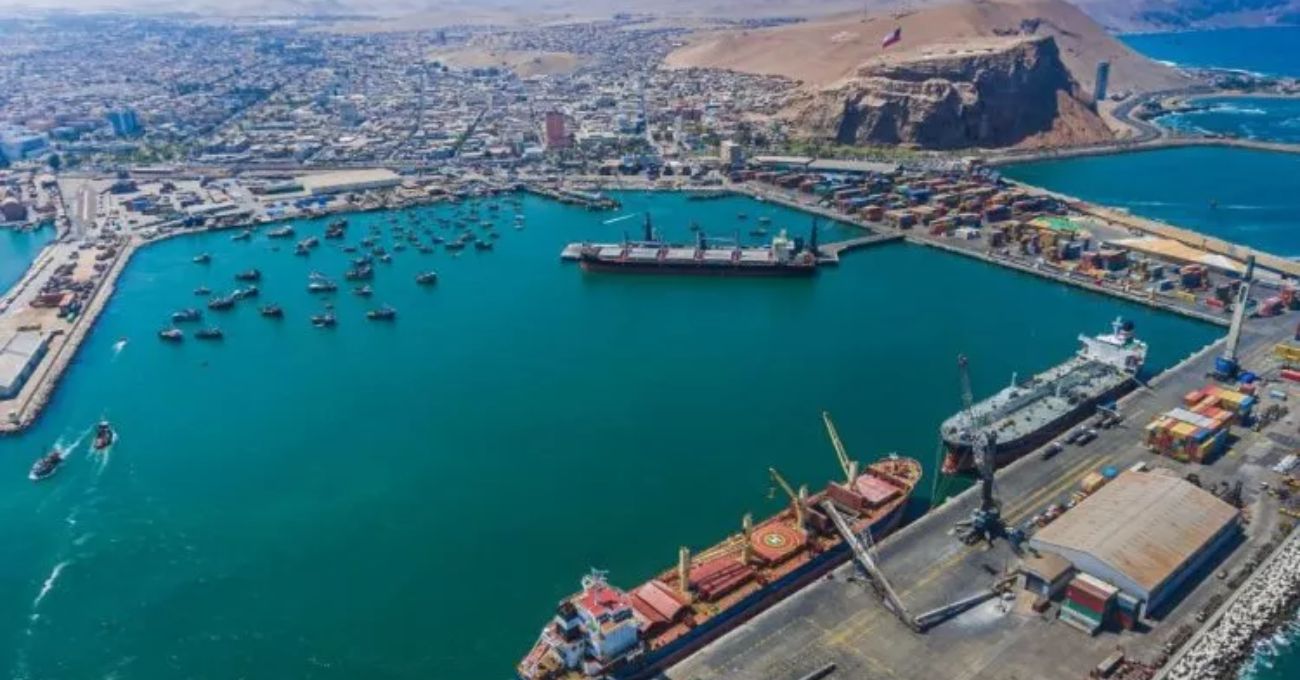 Puerto chileno de Arica ya es opción de tres minas peruanas para exportar minerales