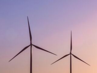Empresa portuguesa de energías renovables acuerda desarrollar tres proyectos eólicos con firma chilena por US$450 millones