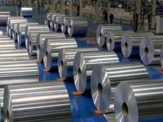 El precio del aluminio cae en picada en la Bolsa de Metales de Londres