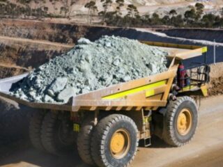 Los trabajadores de BHP consideran iniciar huelgas en minas australianas