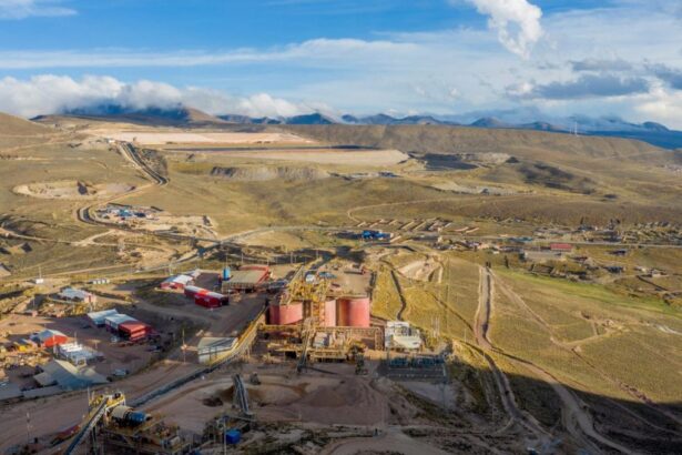 Andean Precious Metals Aumenta en Ocho Años la Vida de la Mina de Plata en Bolivia