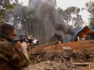 Brasil intensifica sus esfuerzos contra los mineros salvajes en la Amazonia