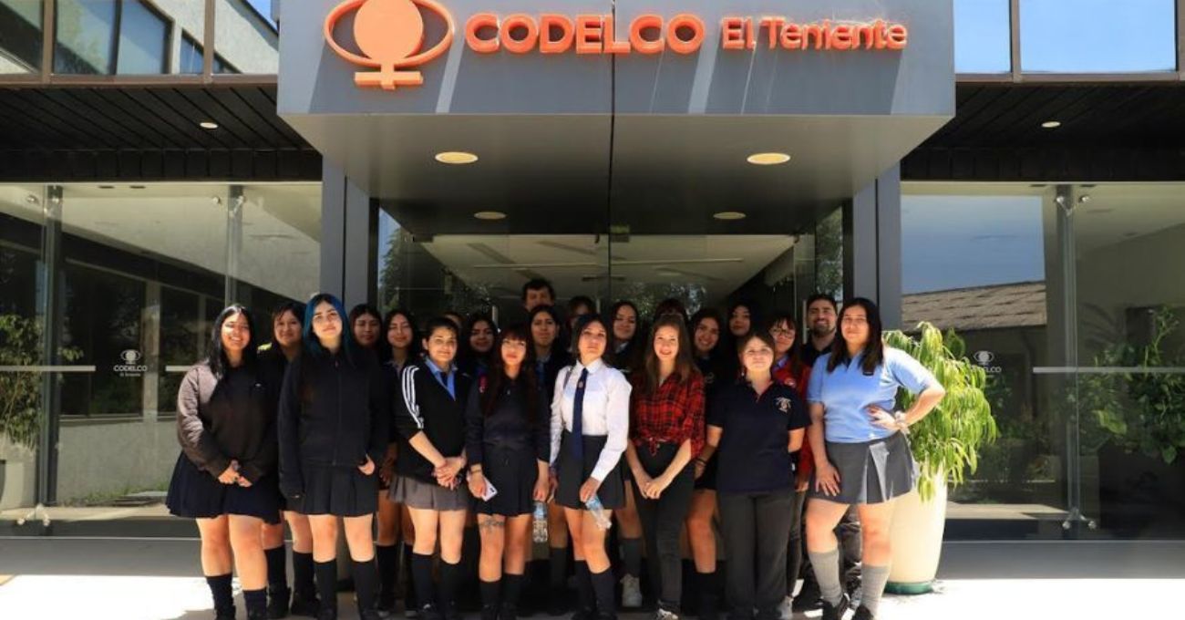 Alumnas de liceos técnicos de O’Higgins participan en programa de minería de El Teniente