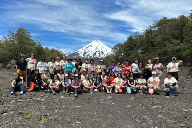 50 mujeres se reúnen en KÜTRALKURA para debatir sobre volcanismo y reducción del riesgo de desastres