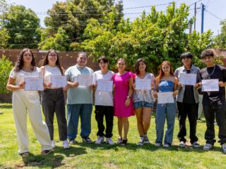Fundación Collahuasi destacó a jóvenes de Liceo Padre Alberto Hurtado de Pica por su buen desempeño en PAES 2024