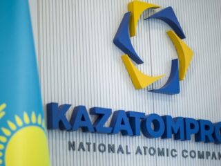 El Precio del Uranio Alcanza su Máximo en 15 Años Mientras la Principal Minera Advierte de un Déficit