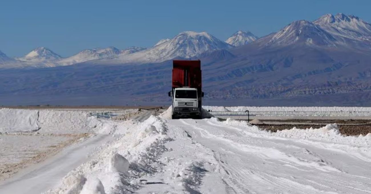 SQM paraliza sus operaciones en el salar de Atacama ante continuo bloqueo de comunidades