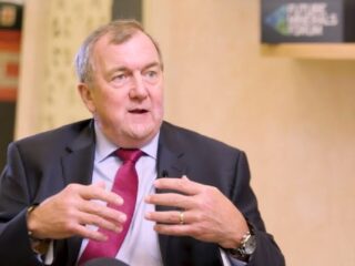 Barrick Gold niega supuestas conversaciones con First Quantum en Panamá
