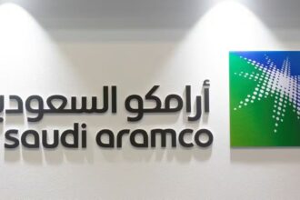 Arabia Saudita Ordena a Aramco una Reducción en su Objetivo de Producción de Petróleo