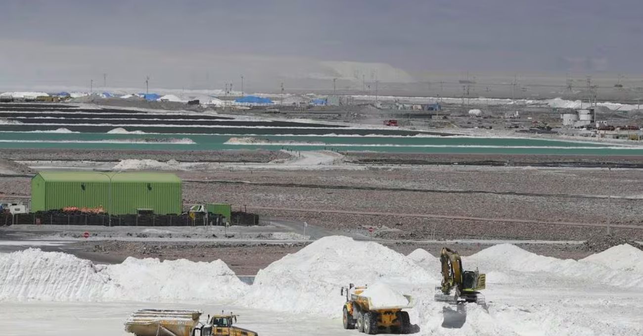 Bancada de diputados y senadores Demócratas oficia al CFA para que estimen impacto en ingresos tributarios del acuerdo Codelco-SQM