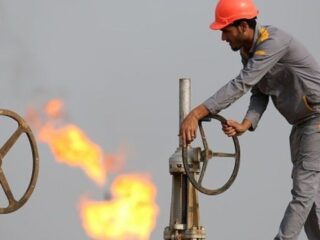 Precios del petróleo al alza debido a tensiones en Oriente Medio