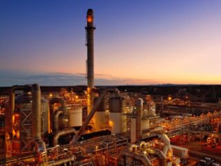 First Quantum Detiene Operaciones en Mina de Níquel Ravensthorpe: Desafíos en el Mercado Global