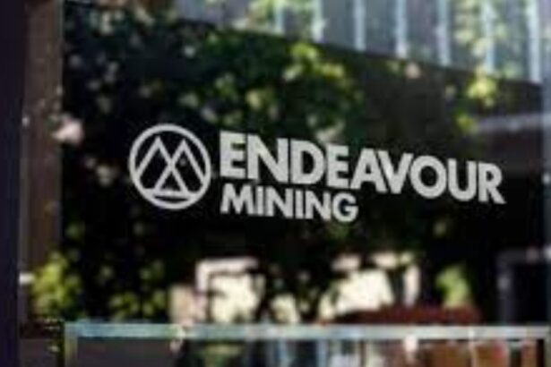 Endeavour Mining Plc Despoja a su Ex CEO Sébastien de Montessus de $29.1 Millones Tras su Despido por Conducta Grave