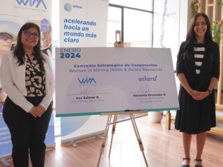Aclara firma alianza con Women in Mining Chile para fortalecer la inclusión y desarrollo de las mujeres en minería