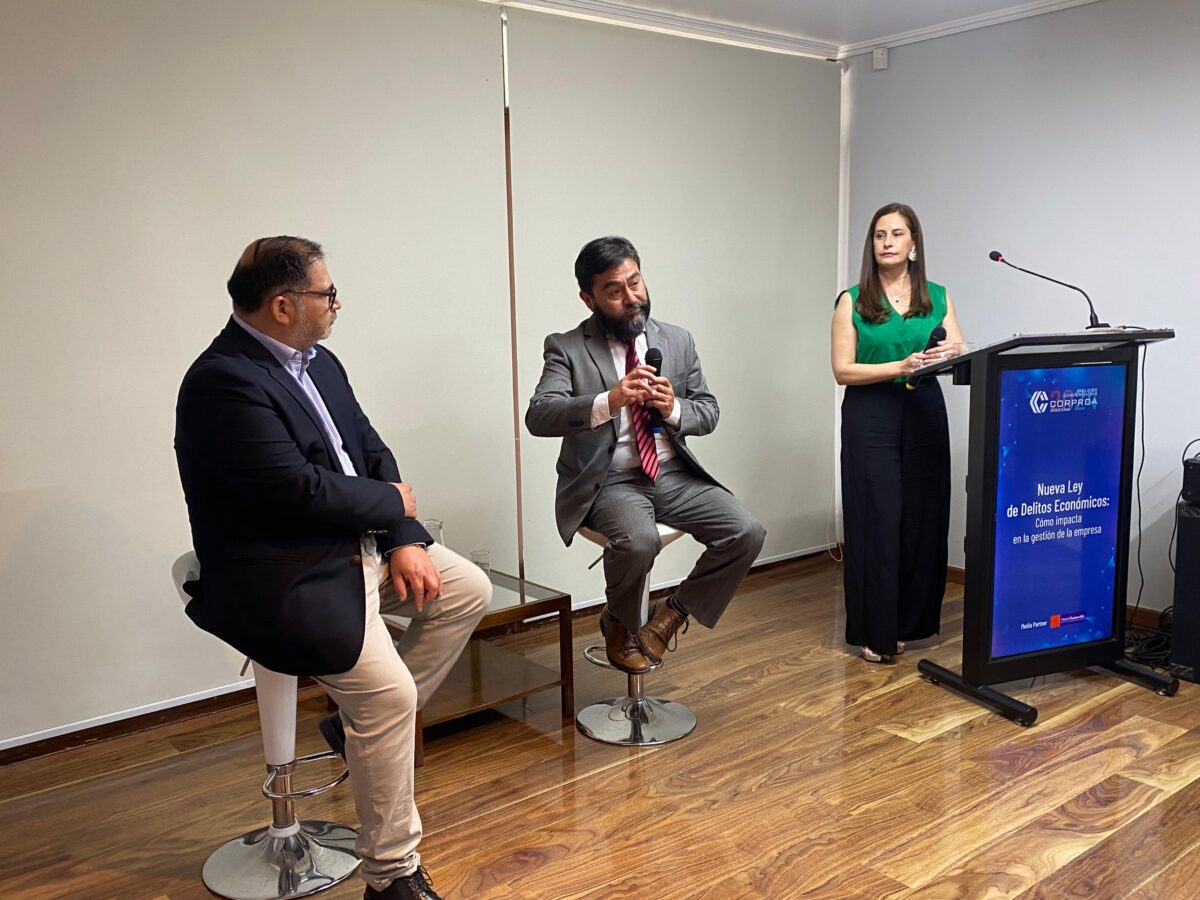 Corproa realizó charla sobre Delitos Económicos Corproa realizó charla sobre Delitos Económicos