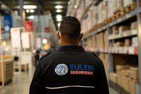 Empleo en Seguridad: Oportunidades laborales para guardias en diversas empresas con sueldos que superan el $1 millón