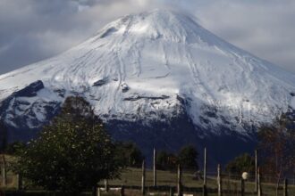 SENAPRED y SERNAGEOMIN refuerzan coordinaciones por aumento de actividad del volcán Villarrica