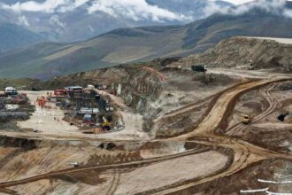Perú: El Gobierno espera autorizar proyectos mineros por al menos US$ 3,000 millones este verano