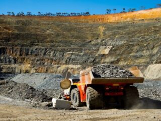 IGO Pone el Proyecto Cosmos en Cuidado y Mantenimiento: Decisiones Cruciales para la Minería Australiana