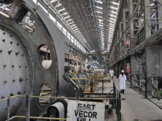 Zambia Busca Reestructurar Deuda de Mopani con Nuevo Inversor; Glencore en el Centro de las Discusiones