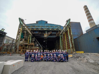 Estudiantes de Escuela de Negocios de la Universidad British Columbia visitan División Ventanas de Codelco