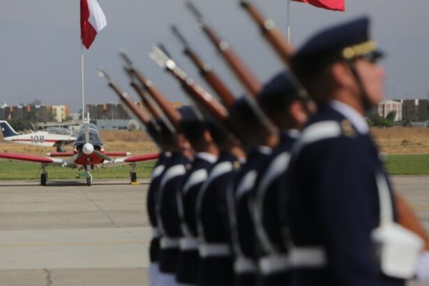 Fuerza Aérea de Chile busca trabajadores civiles para diversas áreas en la Región Metropolitana y Los Lagos: Conoce cómo postular