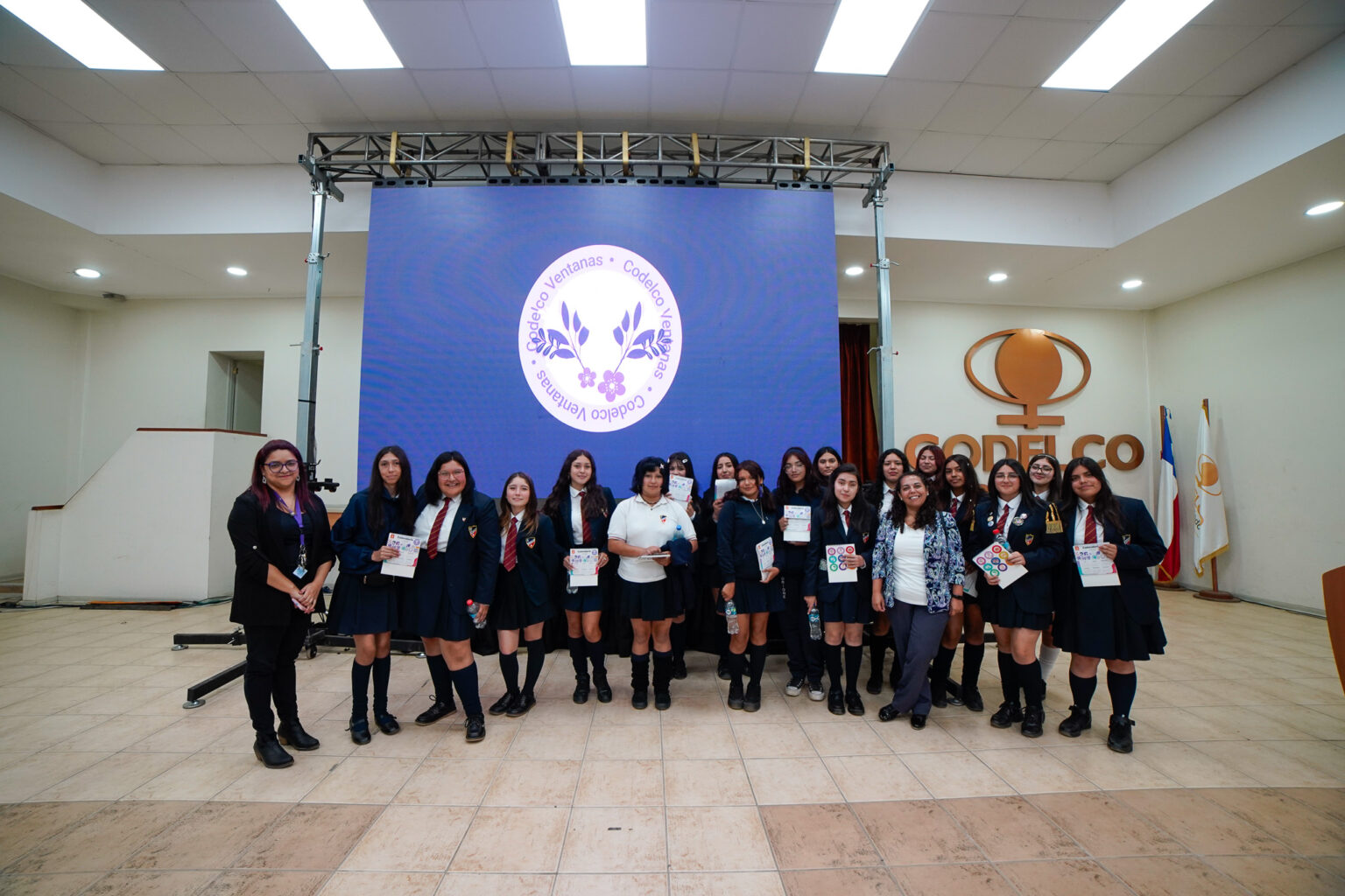 Codelco Ventanas conmemoró el 8M junto a estudiantes de Quintero y Puchuncaví