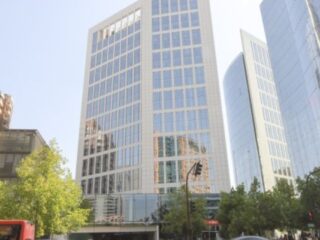 SQM Litio se va de históricas oficinas en El Trovador y se muda a Apoquindo
