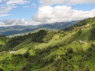 Atico Mining firma acuerdo de inversión con Gobierno de Ecuador para desarrollo del Proyecto La Plata