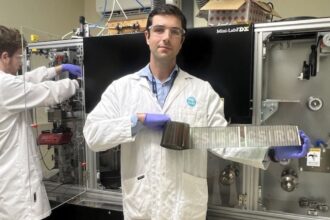 Tecnología de celdas solares flexibles impresas lanzada al espacio