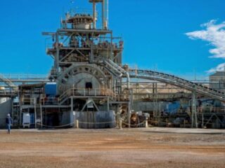 MinRes desarrollará centro de procesamiento de litio en región de Goldfields